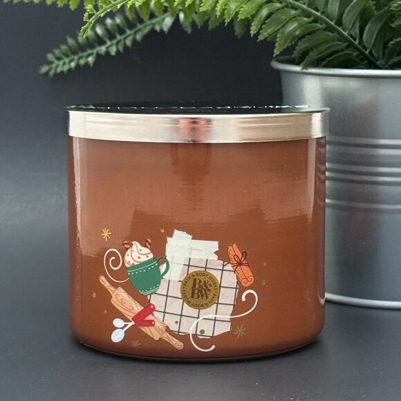 BBW Rum Rum Reindeer Bath & Body Works 3 Wick Candle - Picture 2 of 10